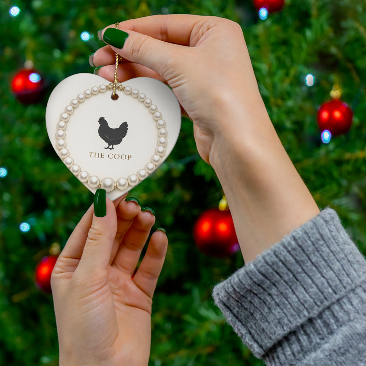 Pearl Necklace Wreath — Ceramic Ornament